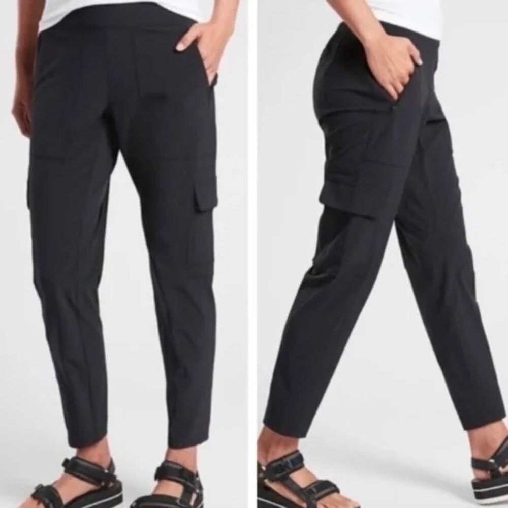 Athleta Chelsea Lined Cargo Pants Size 10 Black